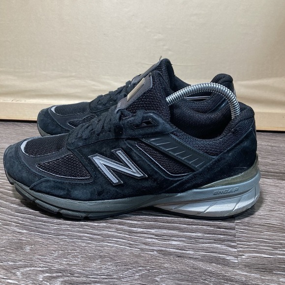 New Balance Shoes - New Balance 990v5 Womens Size 10 Black Running Shoes Suede
